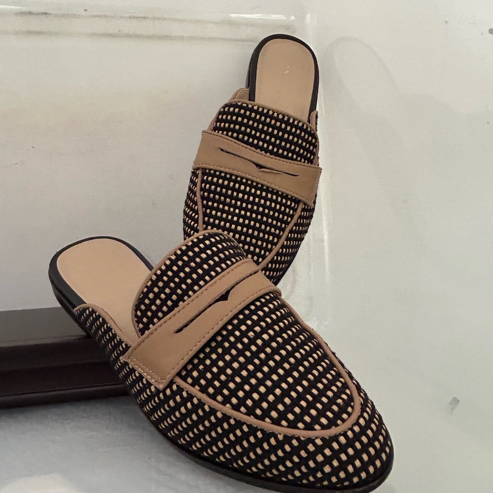 Slip on Mules women size 7 M